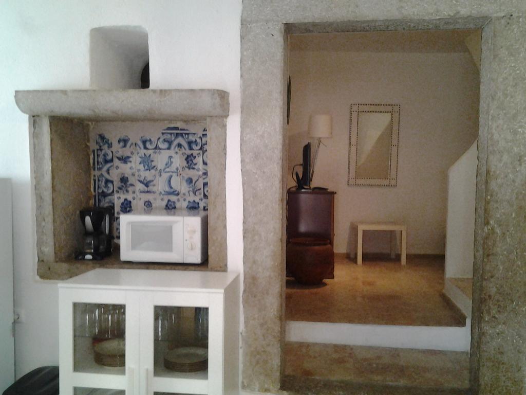 Typical Small House Near Lisbon Oeiras Εξωτερικό φωτογραφία