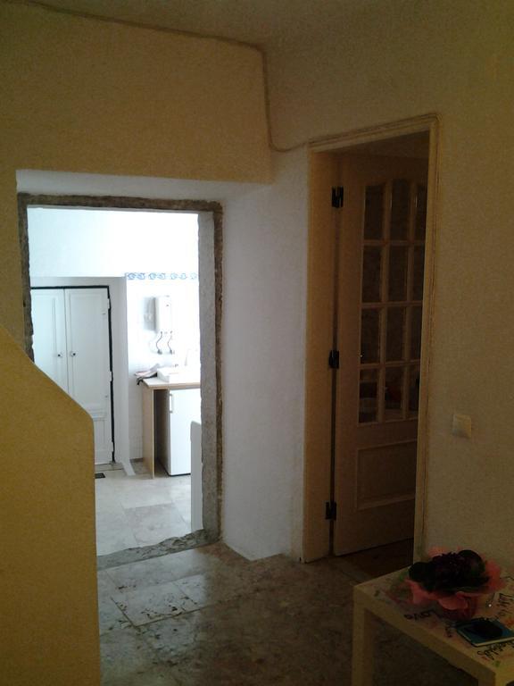 Typical Small House Near Lisbon Oeiras Εξωτερικό φωτογραφία